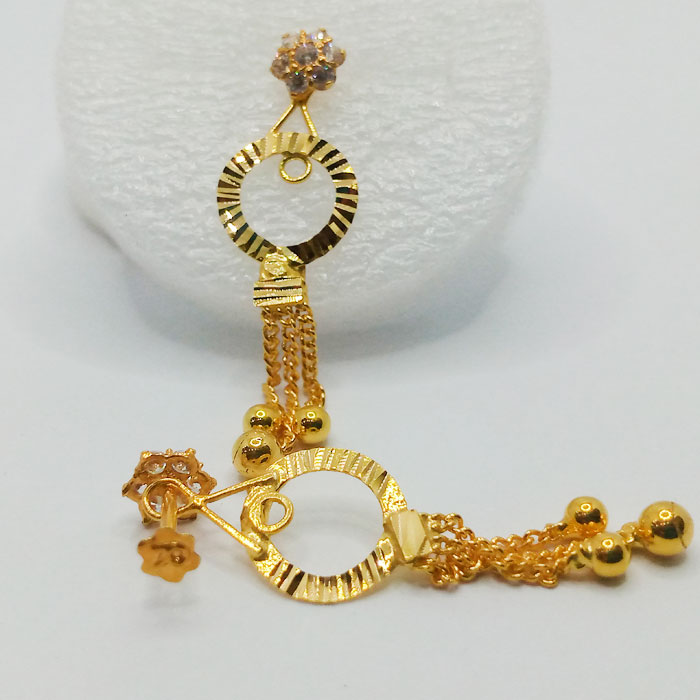 Arabic Design Gold Takes the Lead in Jewelry Trends