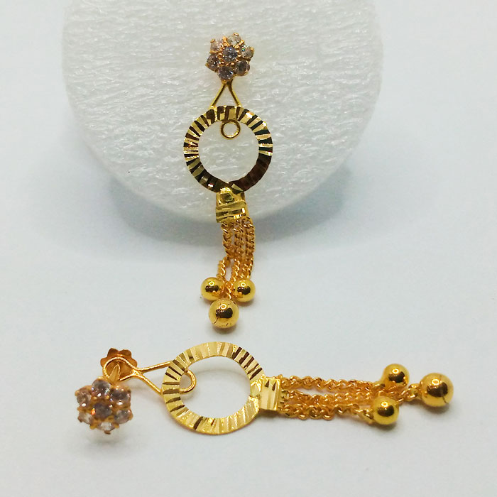 Arabic Design Gold Takes the Lead in Jewelry Trends