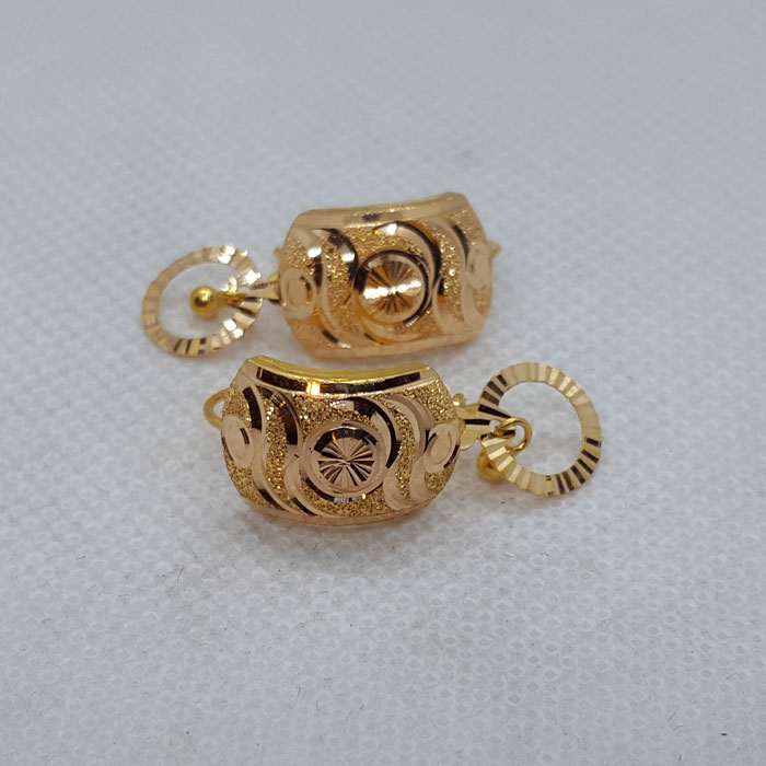 Clip Lock Gold Earrings With Hole  for Ladies