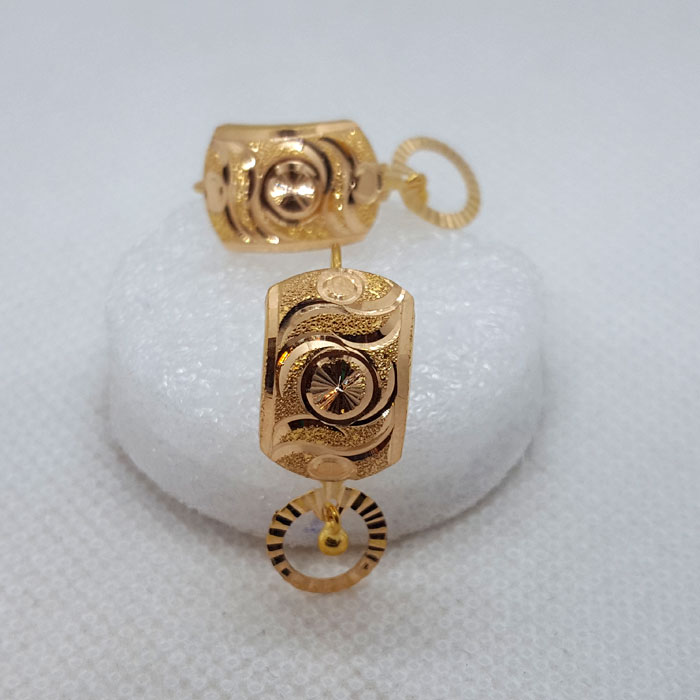 Clip Lock Gold Earrings With Hole  for Ladies