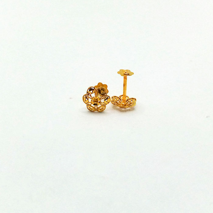 Stoneless Gold Flower-Shaped Earrings