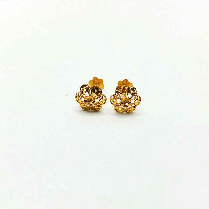 Stoneless Gold Flower-Shaped Earrings