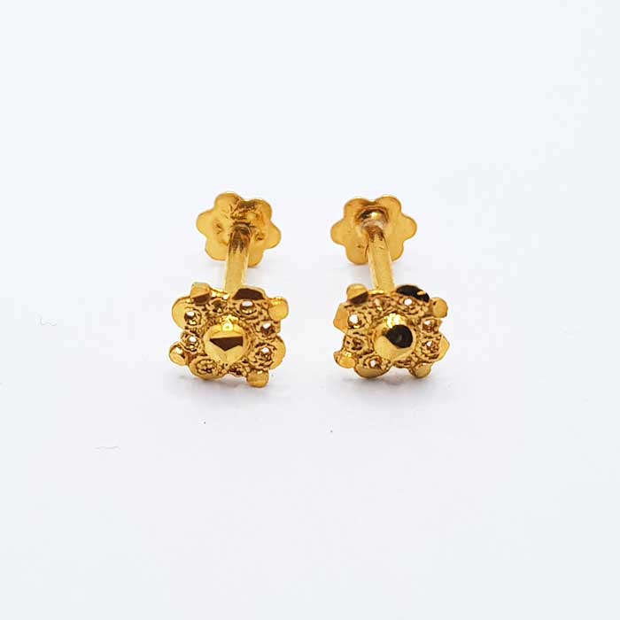 Ladies Stoneless Gold Tops in Flower Design