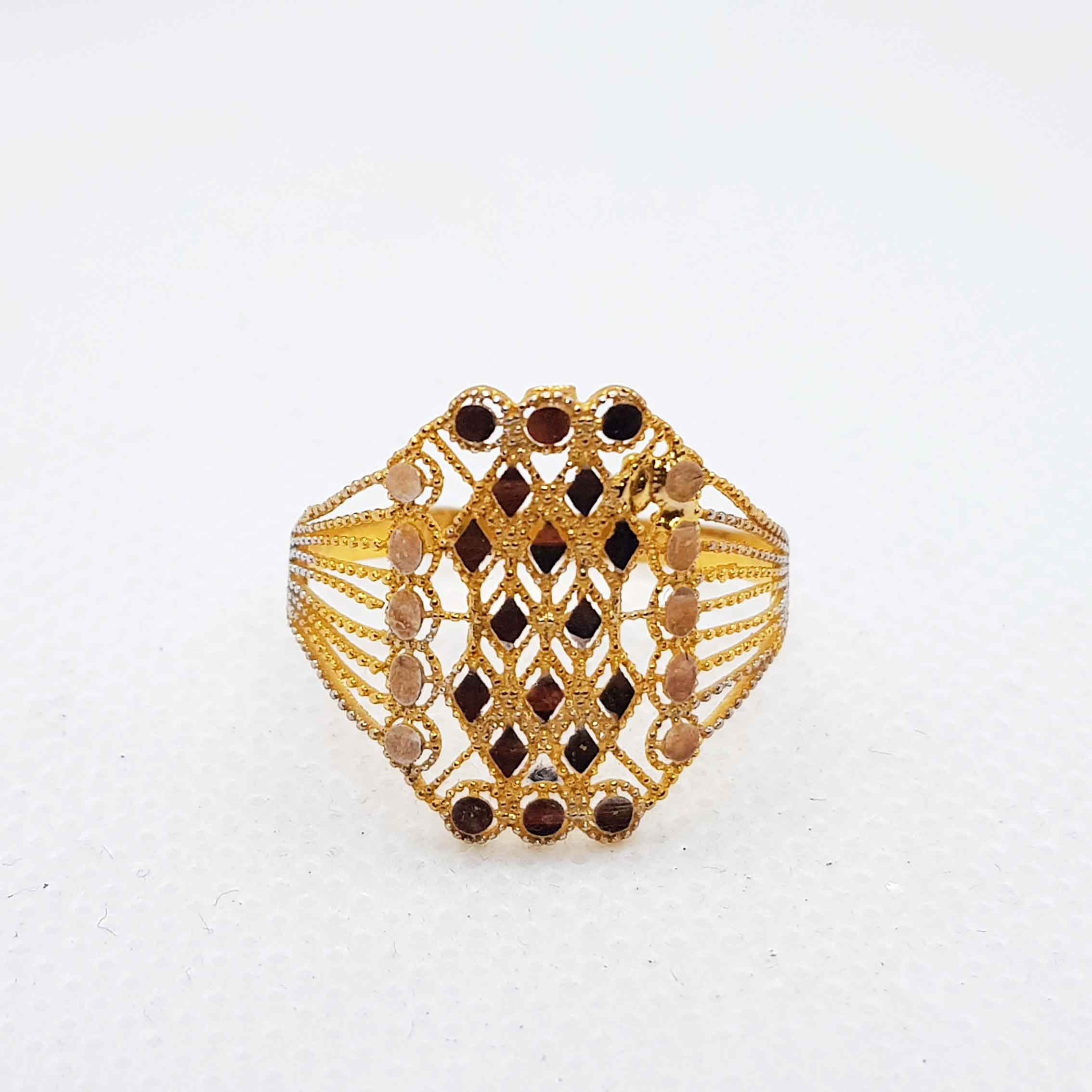 Stylish Gold Ring Without Stone