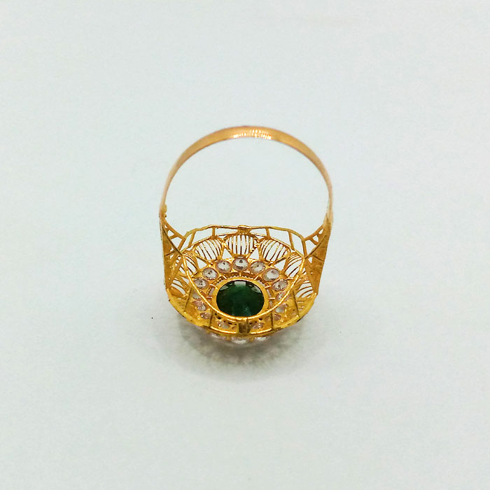 Pure Gold Ladies Ring With Green Stone