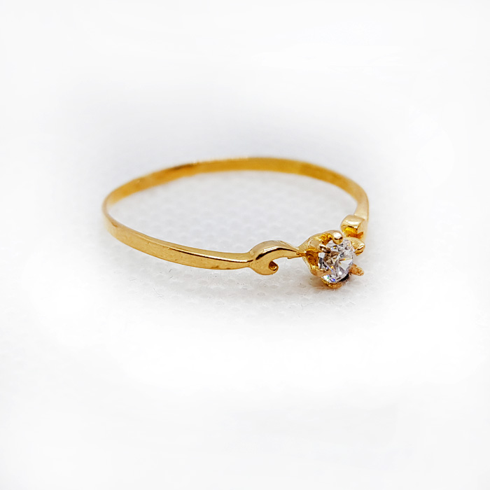 Latest Decent Gold Ring For Girls