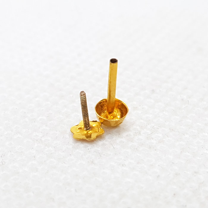 Simple Round Gold Nose Pin