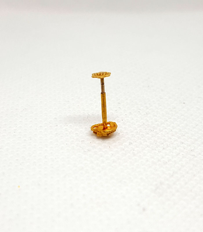 Heart Shape Gold Nose Pin