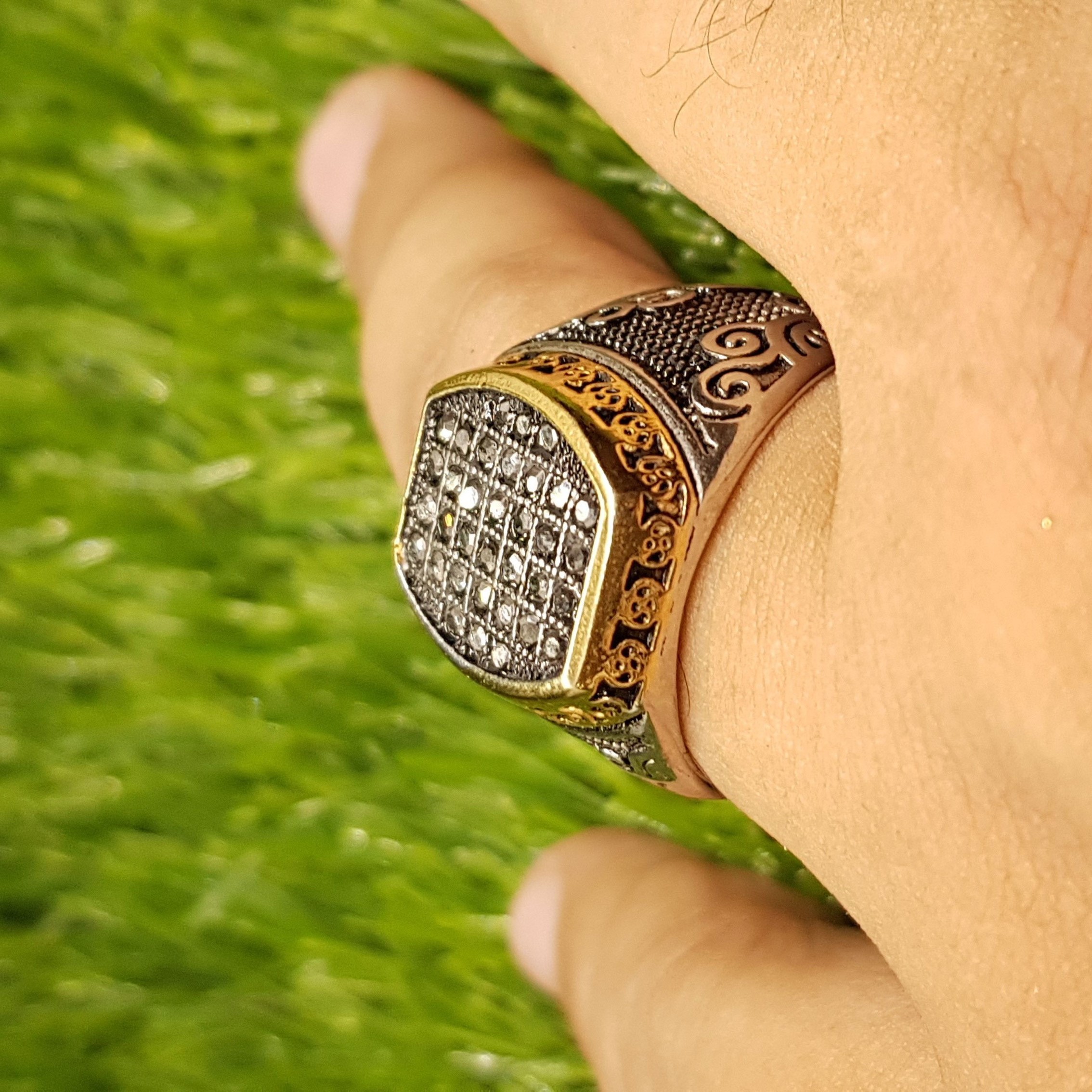 Gents Stylish  Zircon Italian Silver Ring