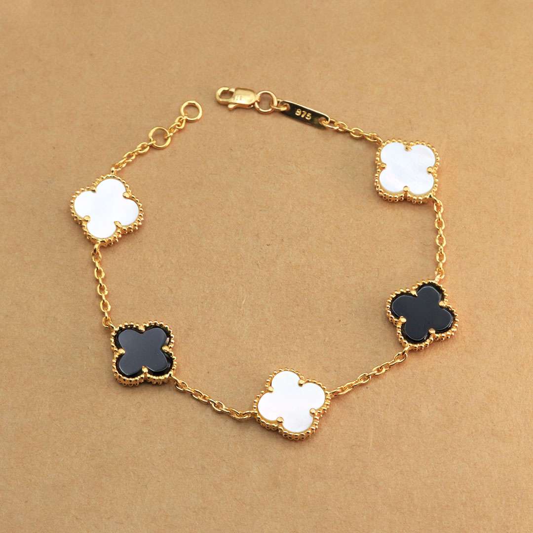 Black and White Clover Leaf Gold Bracelet