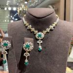 Gold Emerald Necklace Set